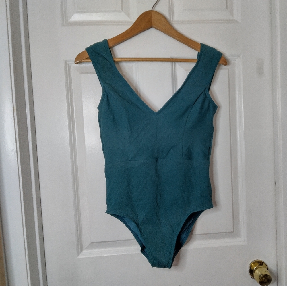 Jantzen Ribbed Tummy Control One-Piece Swimsuit Size 12 - Picture 3 of 14